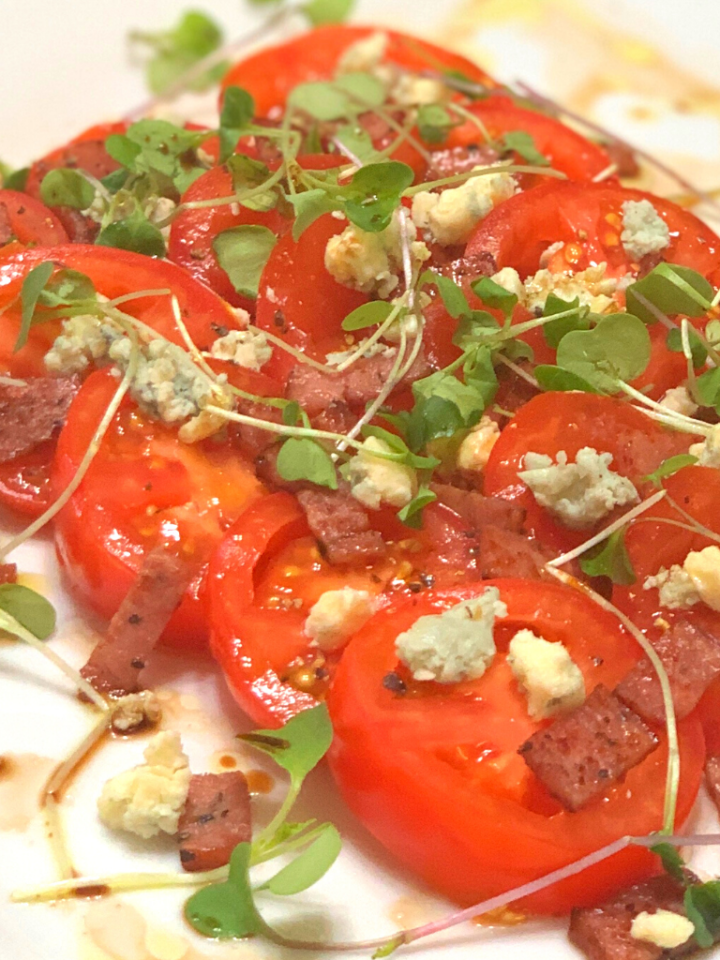 Balsamic Tomato and Blue Cheese Salad Recipe